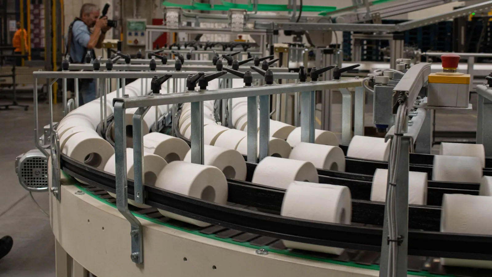 Rouleaux de convoyeur en polyuréthane résistant à l’abrasion dans une usine de traitement